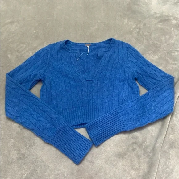 New! Free People Sennen Cashmere Cable Cropped Sweater blue nwot 27167